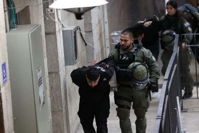 اقتحام المسجد الأقصى