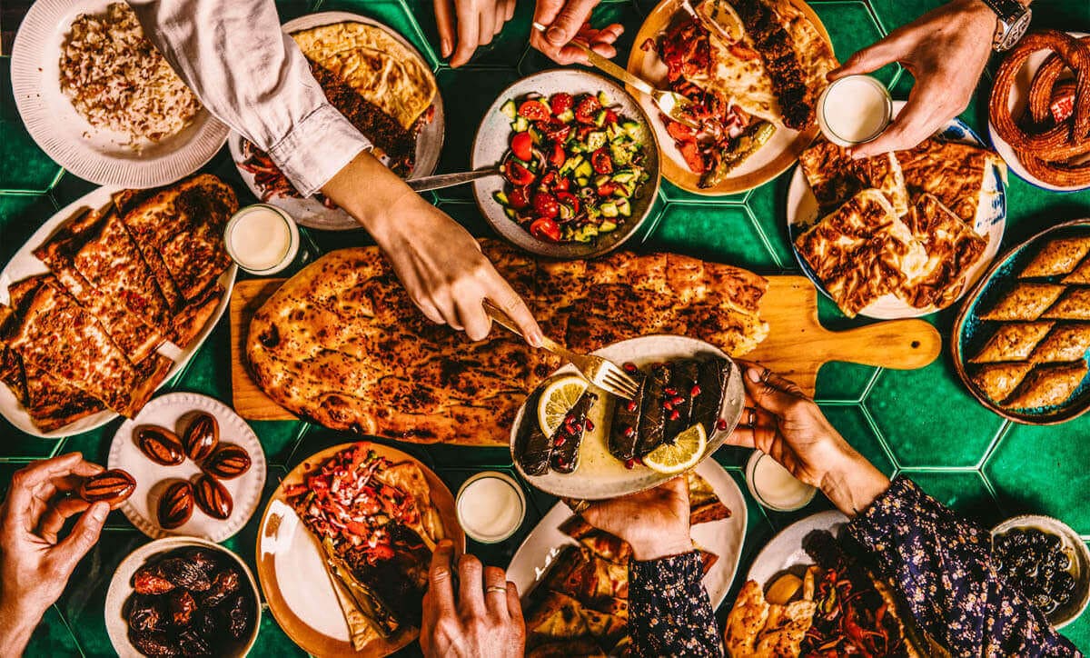 دليل مطاعم مول اغورا ازمير