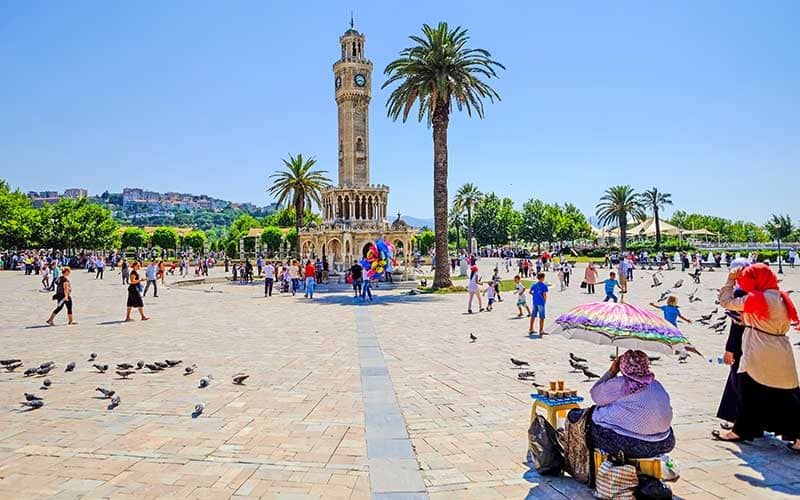 ساحة كوناك