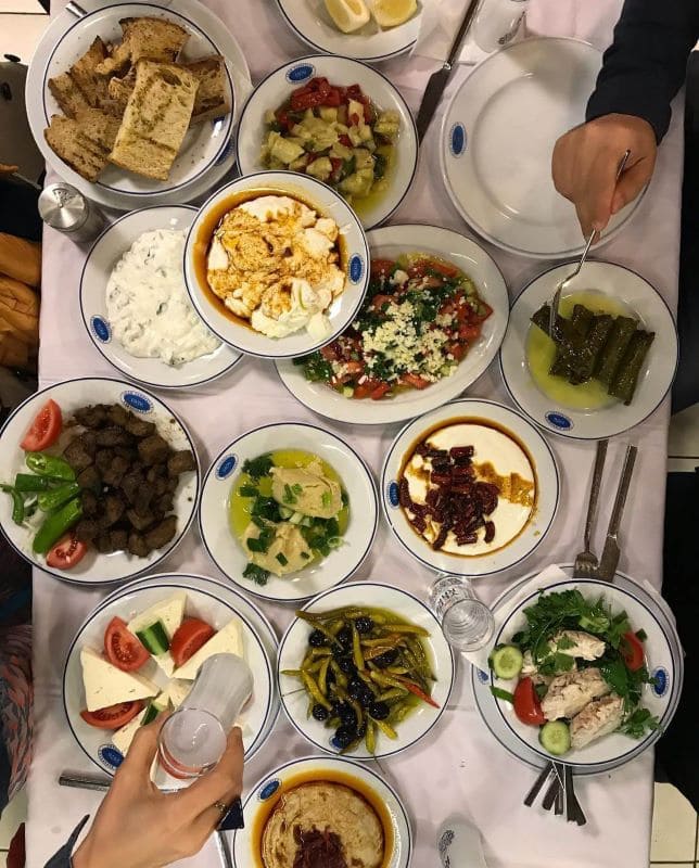 منيو مطعم انان كارديشلار طرابزون