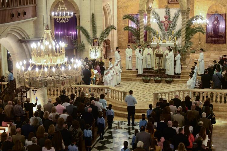 In Pictures: Christians Around the World Celebrate Palm Sunday