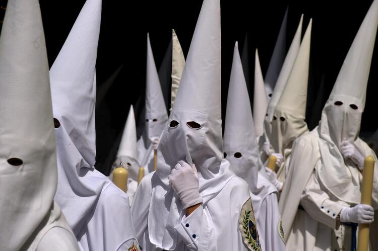 In Pictures: Christians Around the World Celebrate Palm Sunday