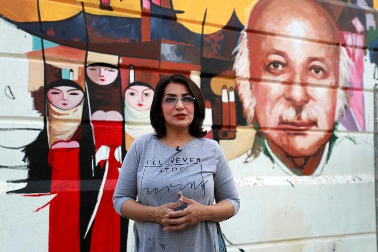 Murals Bring 'Joy' to Baghdad Concrete Jungle (AFP)