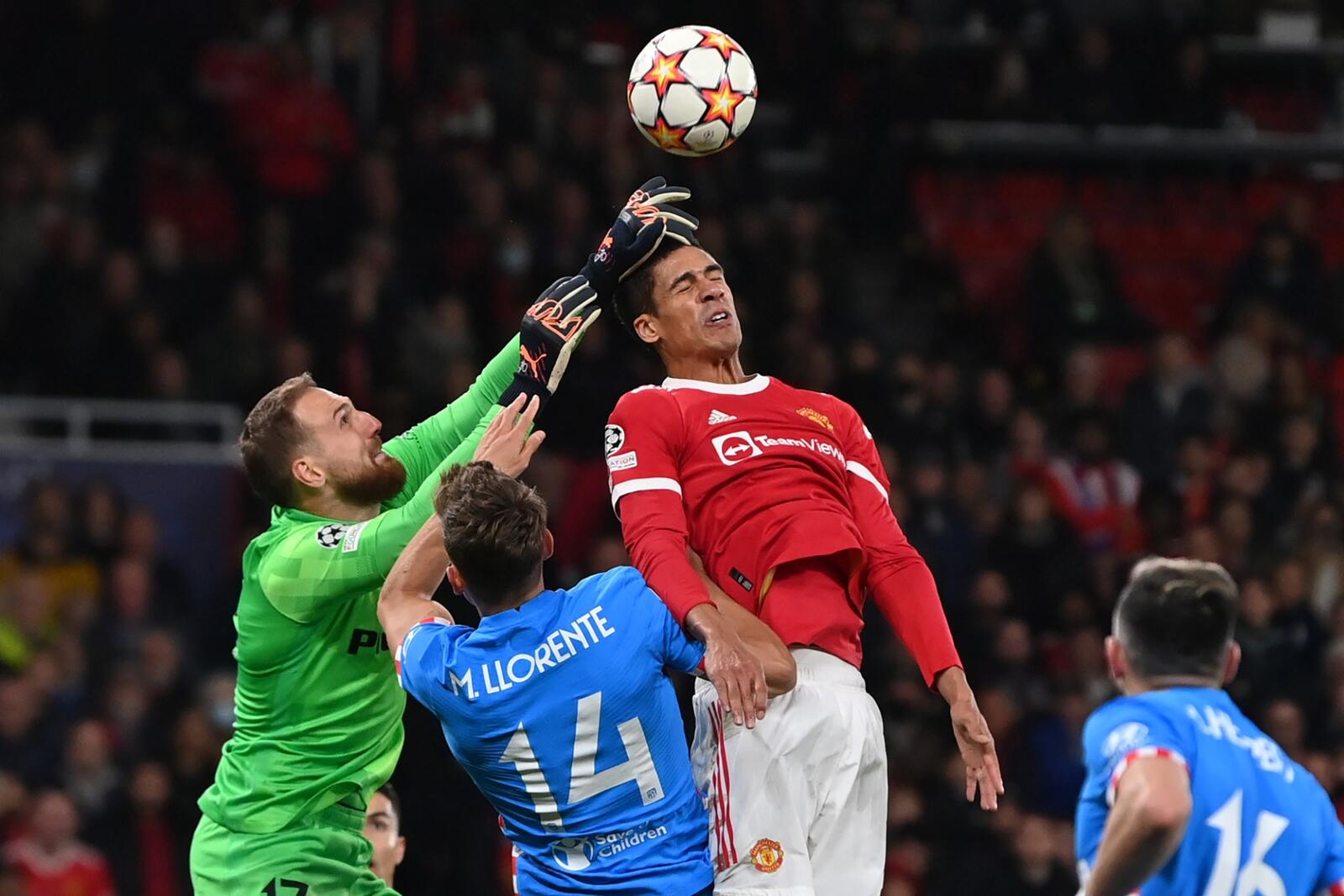 أتلتيكو مدريد يقصي مانشستر يونايتد