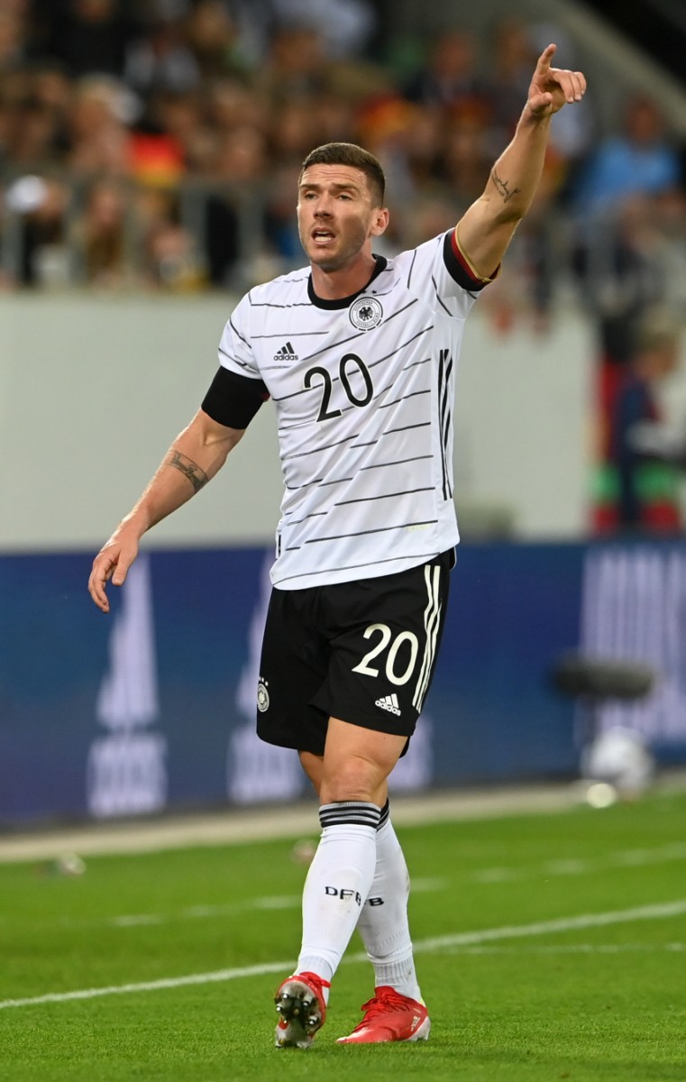 روبن غوسينس نجم أتالانتا ومنتخب ألمانيا