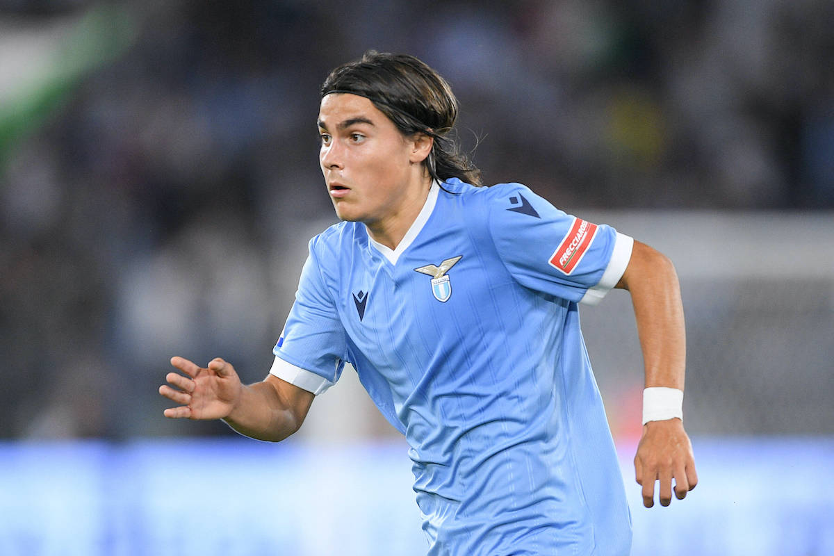 ميسي يطلب من باريس سان جيرمان ضم روميرو