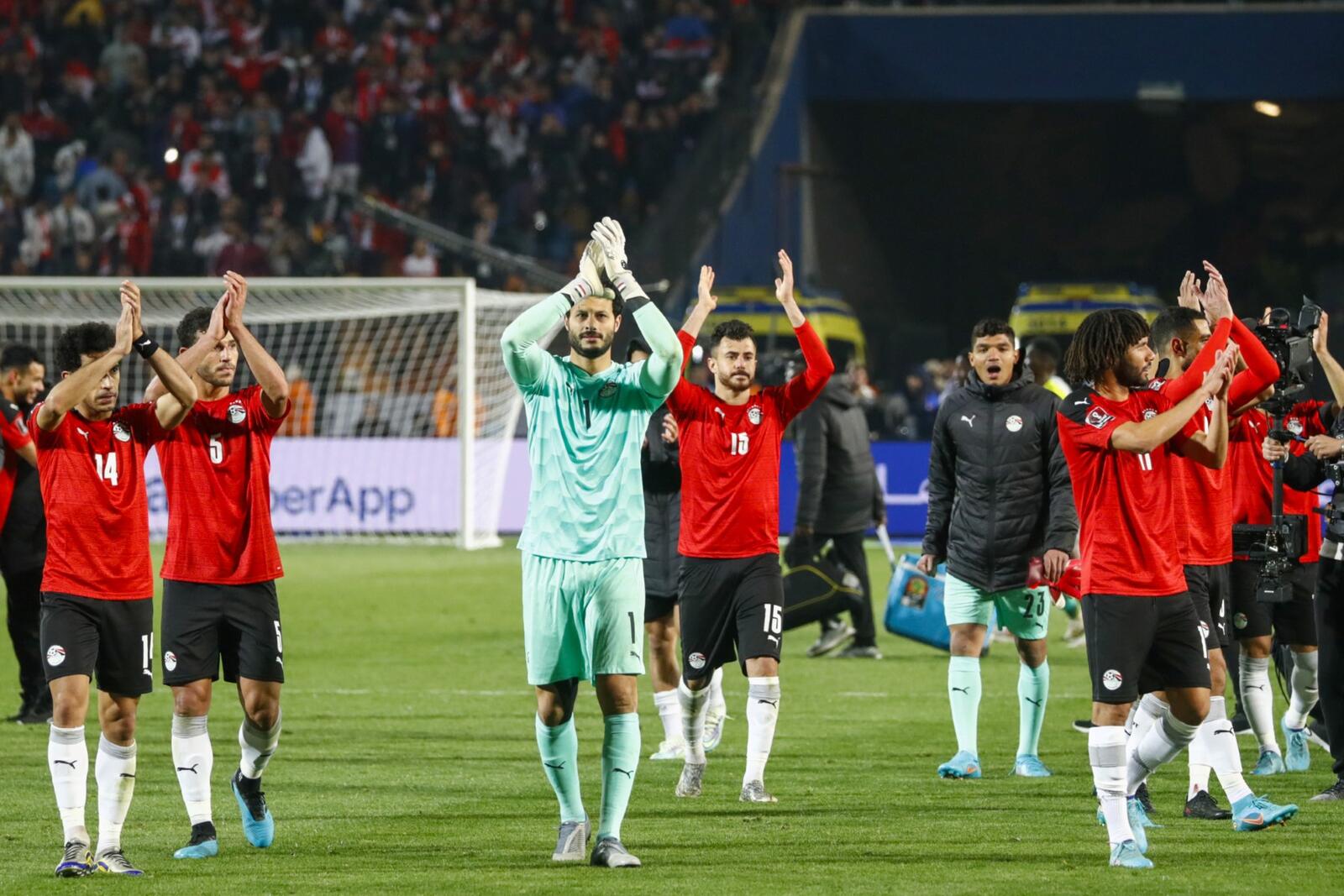 القنوات الناقلة لمباراة مصر والسنغال