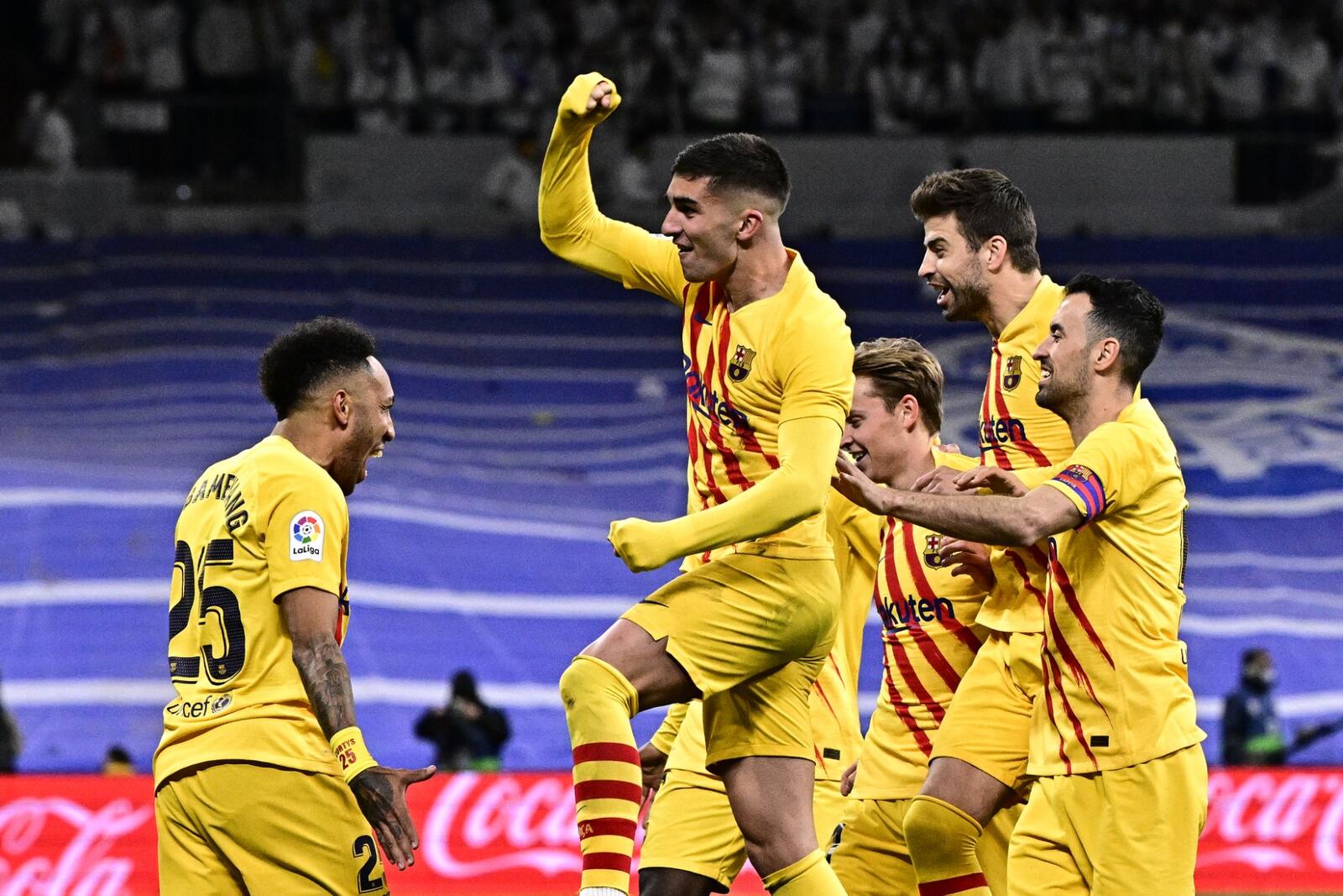 Xavi guided Barcelona to a 4-0 win over arch rivals Real Madrid (Photo: AFP)