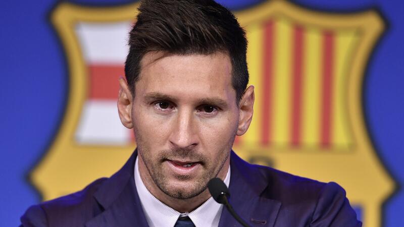 PSG want Messi to play alongside Mbappe and Neymar (Photo: AFP)