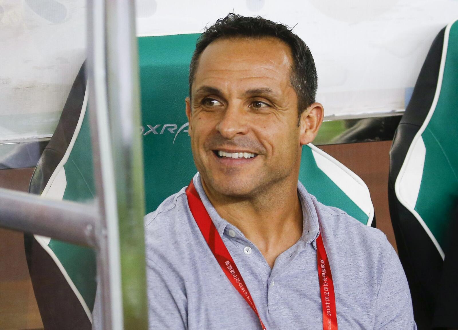 Sergi Barjuan is Barcelona 's new interim manager (Photo: AFP)