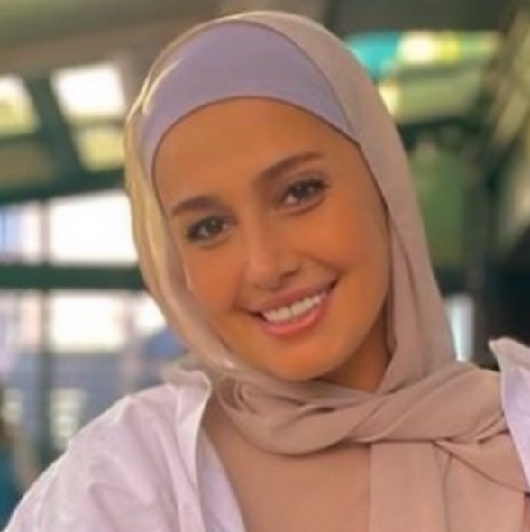 حلا شيحة