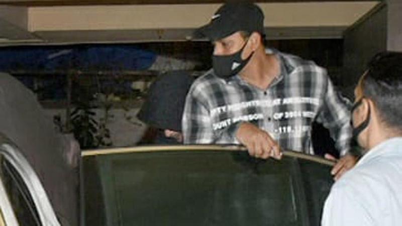 شاروخان
