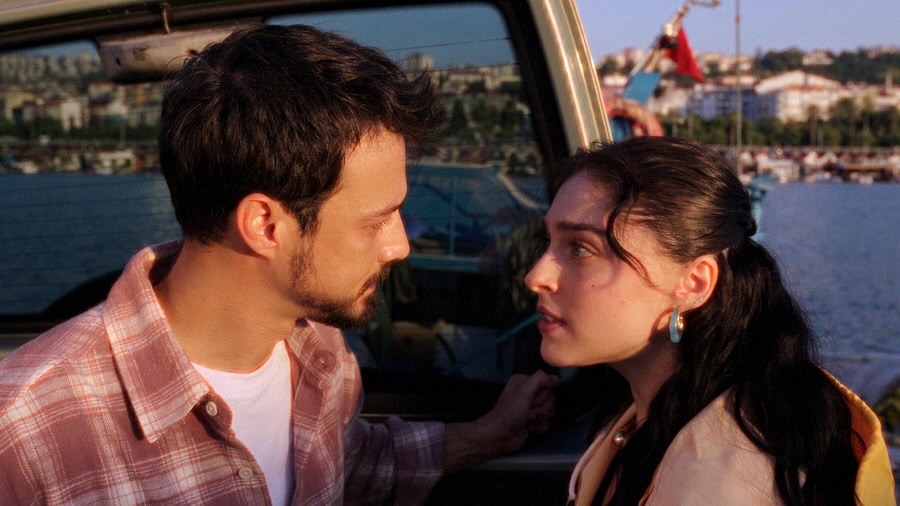 Cemre Baysel Mert Yazıcıoğlu