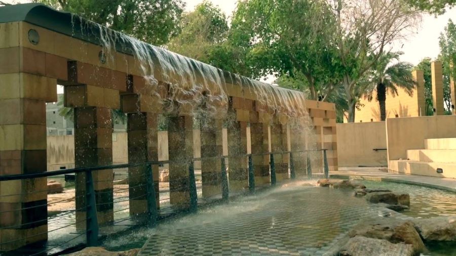 الخدمات في مركز الملك عبد العزيز التاريخي