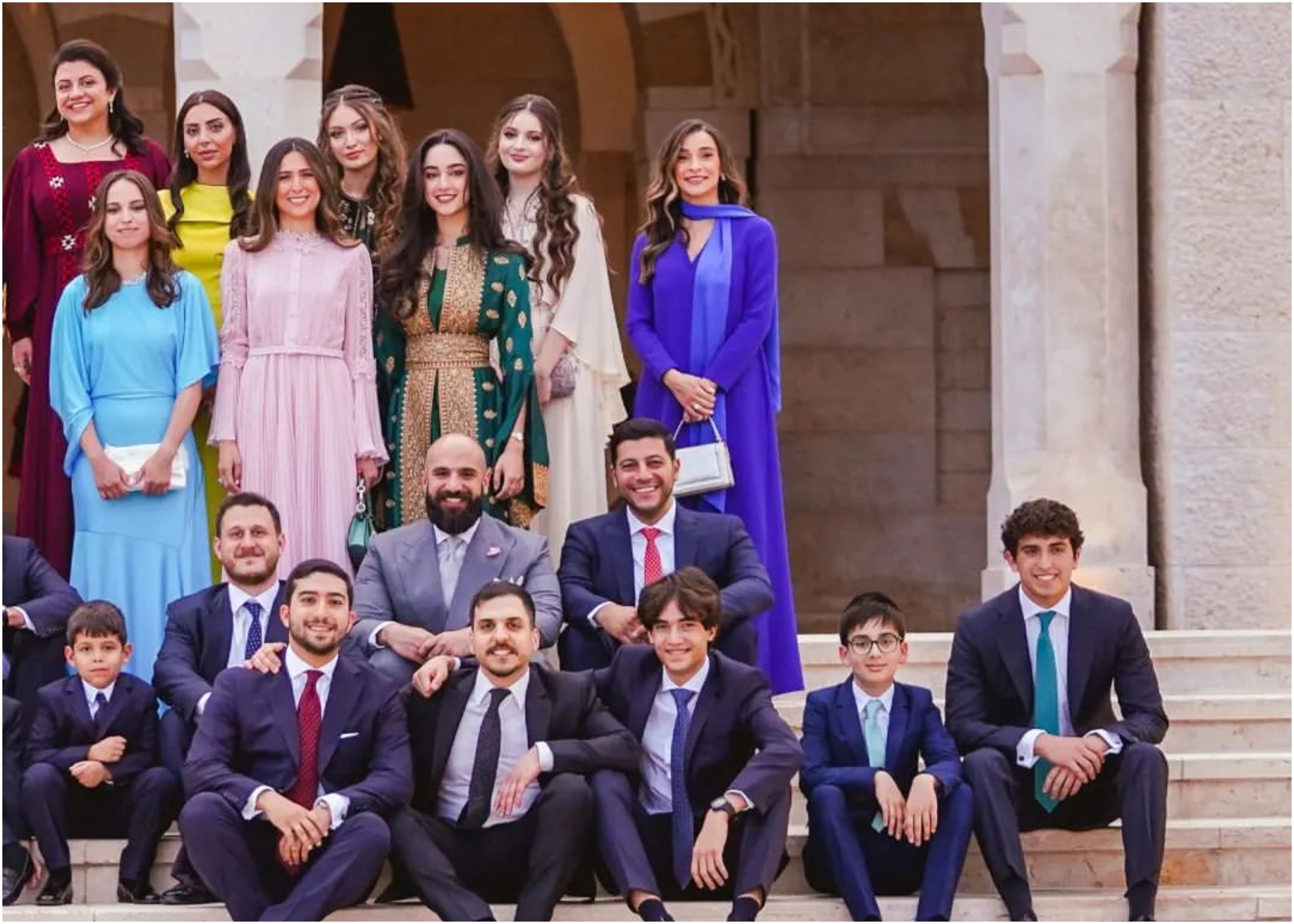 بنات الأمير هاشم في حفل زفاف الامير الحسين والأميرة رجوة