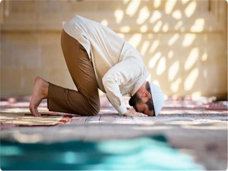 تفسير الصلاة في المنام للرجل لابن سيرين