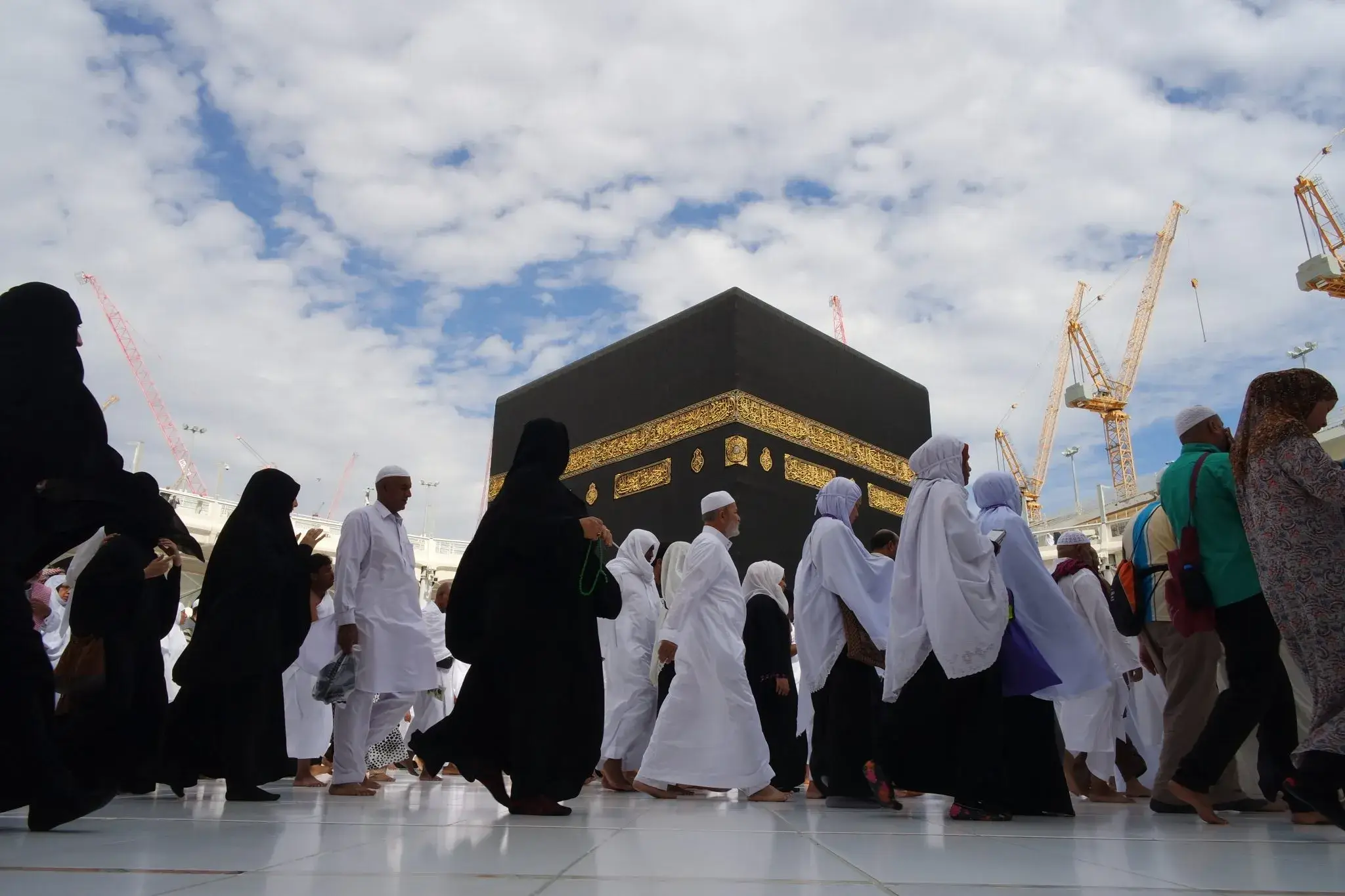 تفسير حلم العمرة لشخص آخر للمتزوجة
