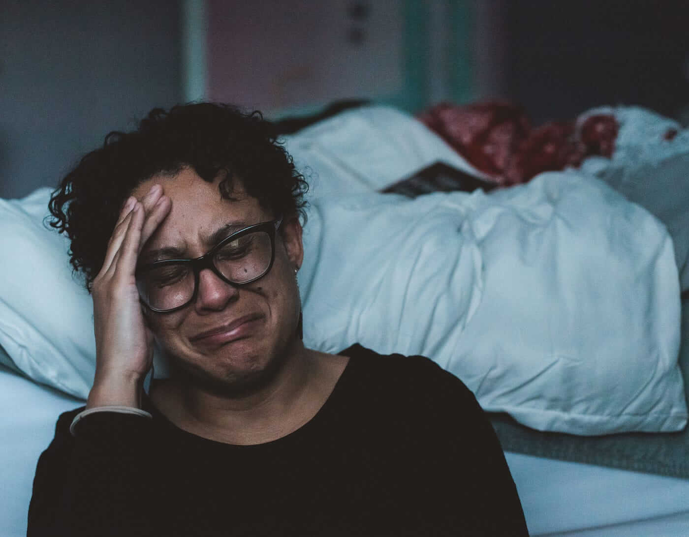 تفسير حلم موت الاب الميت والبكاء عليه للمتزوجة للحامل