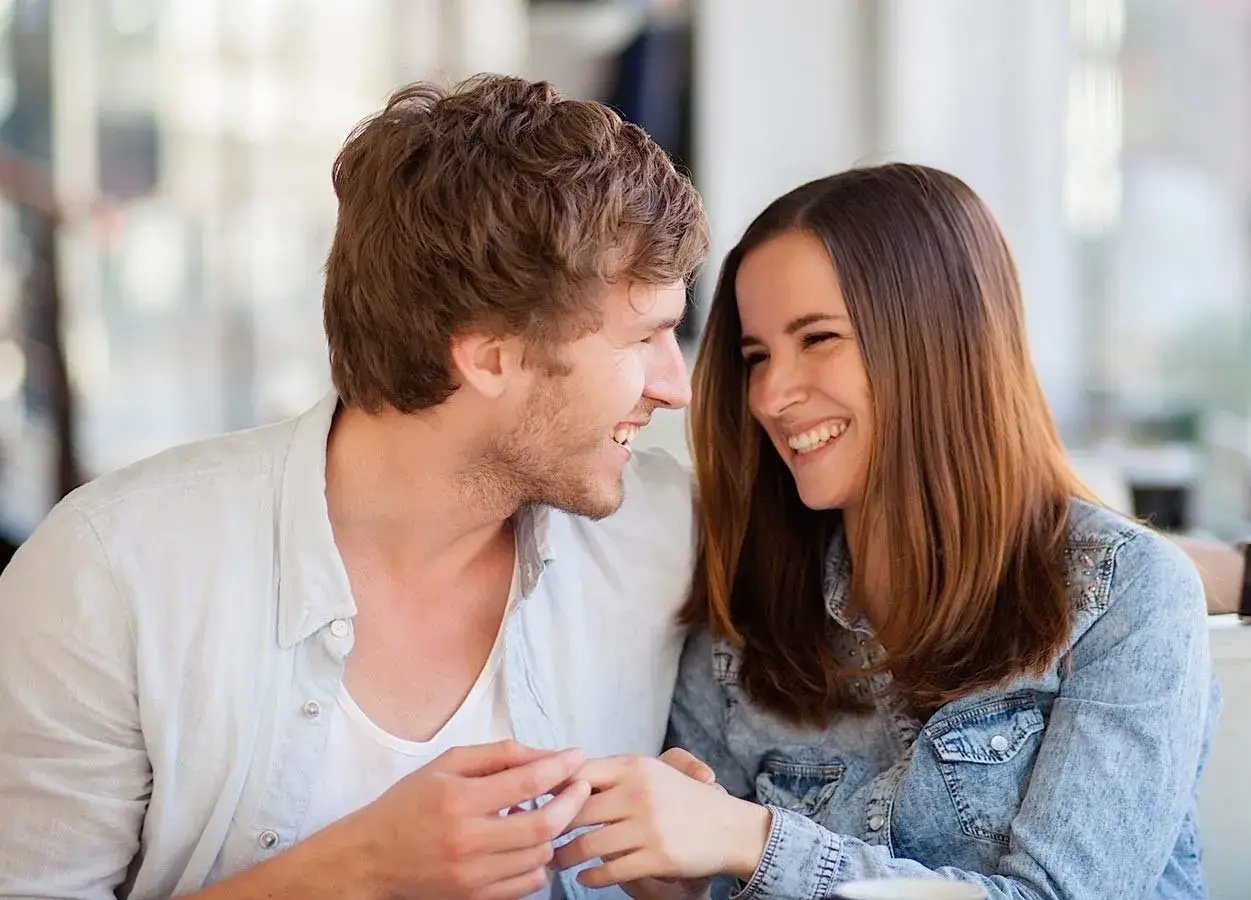 حلم خيانة الزوجة مع رجل معروف لابن سيرين