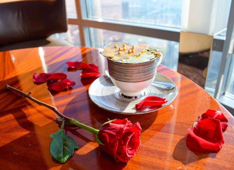 مطعم أزورو