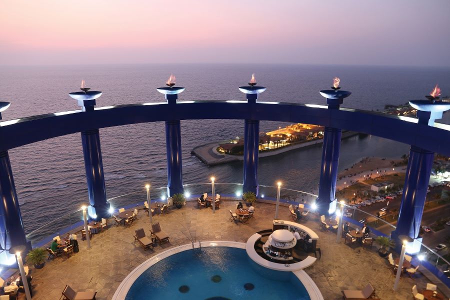 مطعم سكاي لاونج