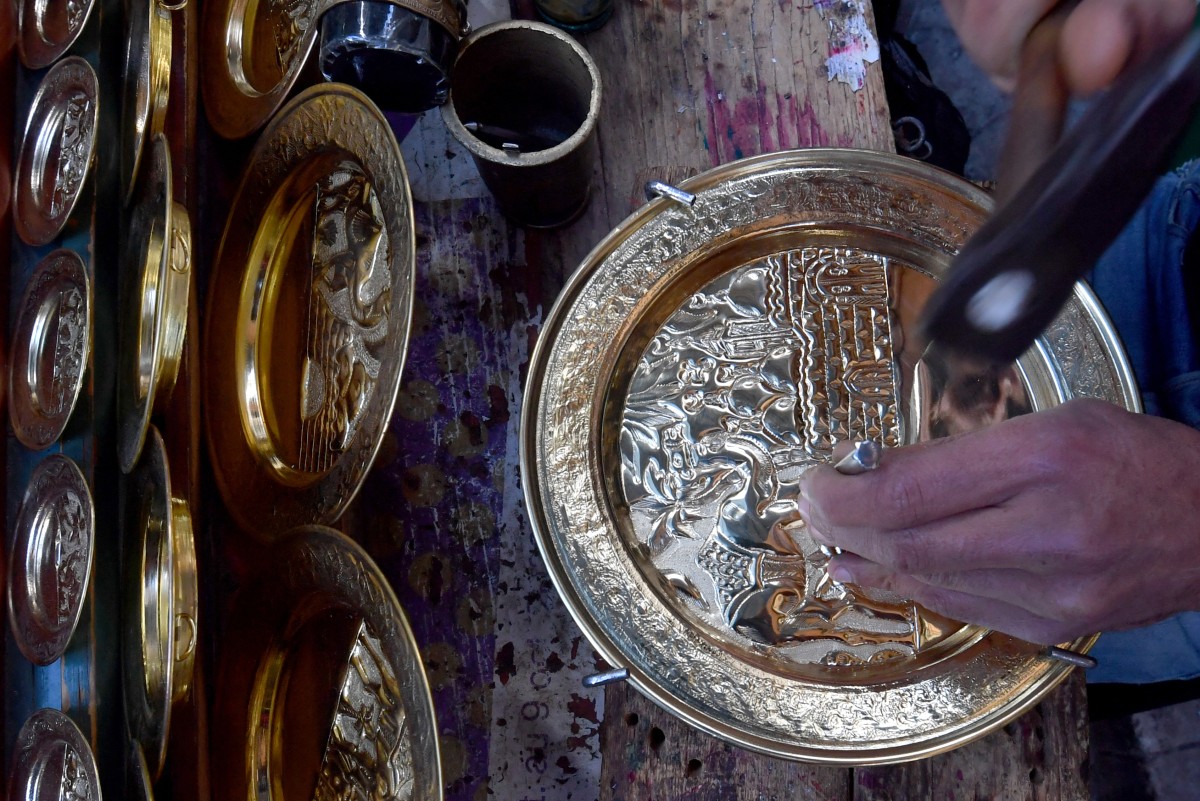 metal engraving