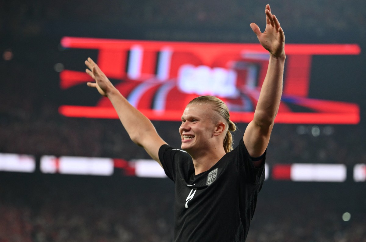 هالاند شعلة نشاط مع منتخب النرويج أمام السنغال