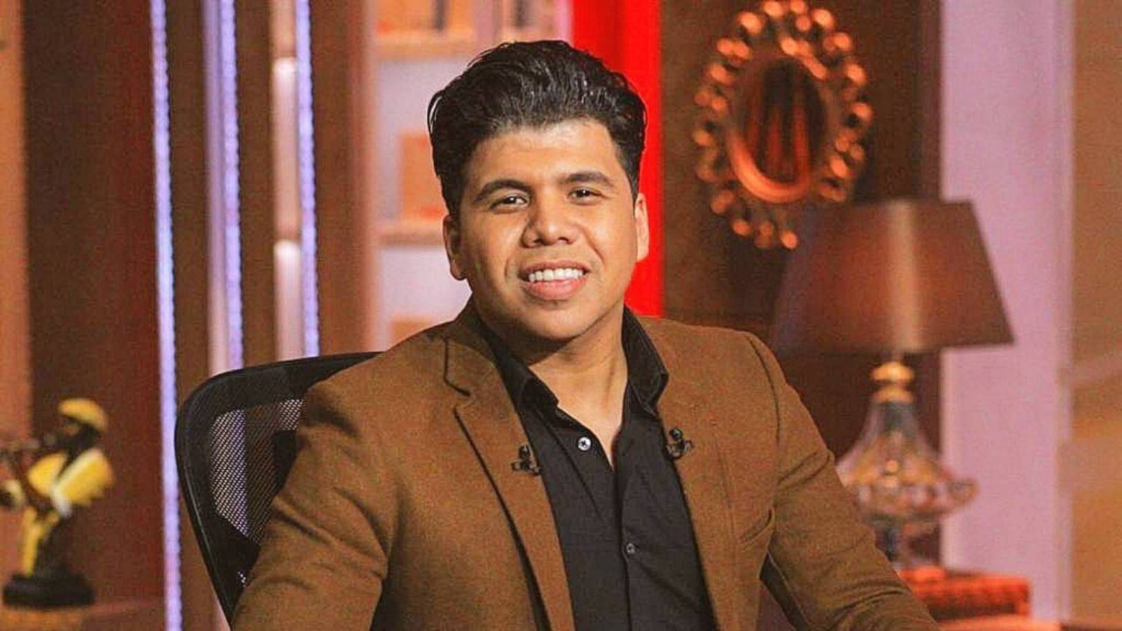 عمر كمال