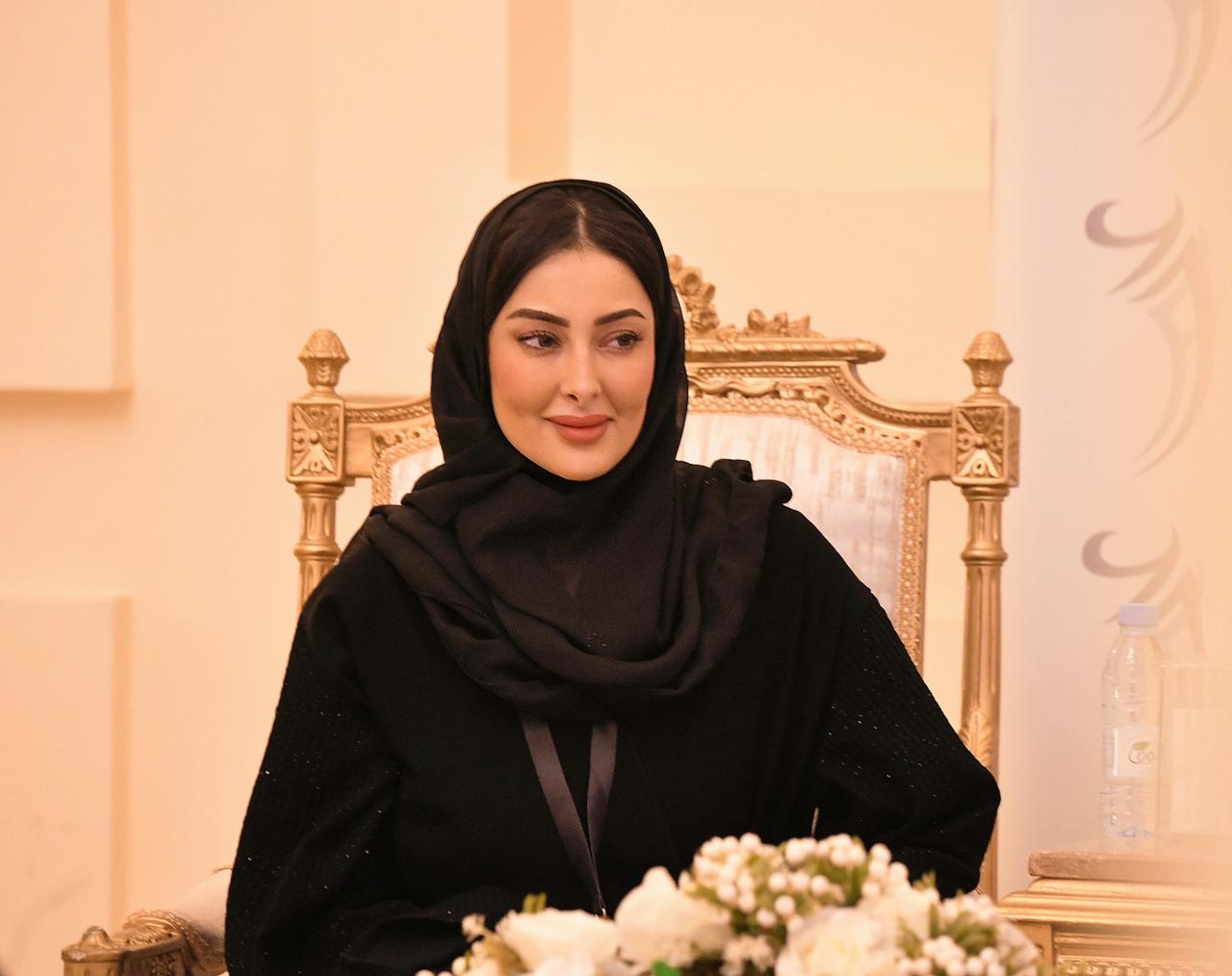  الأميرة أضواء 