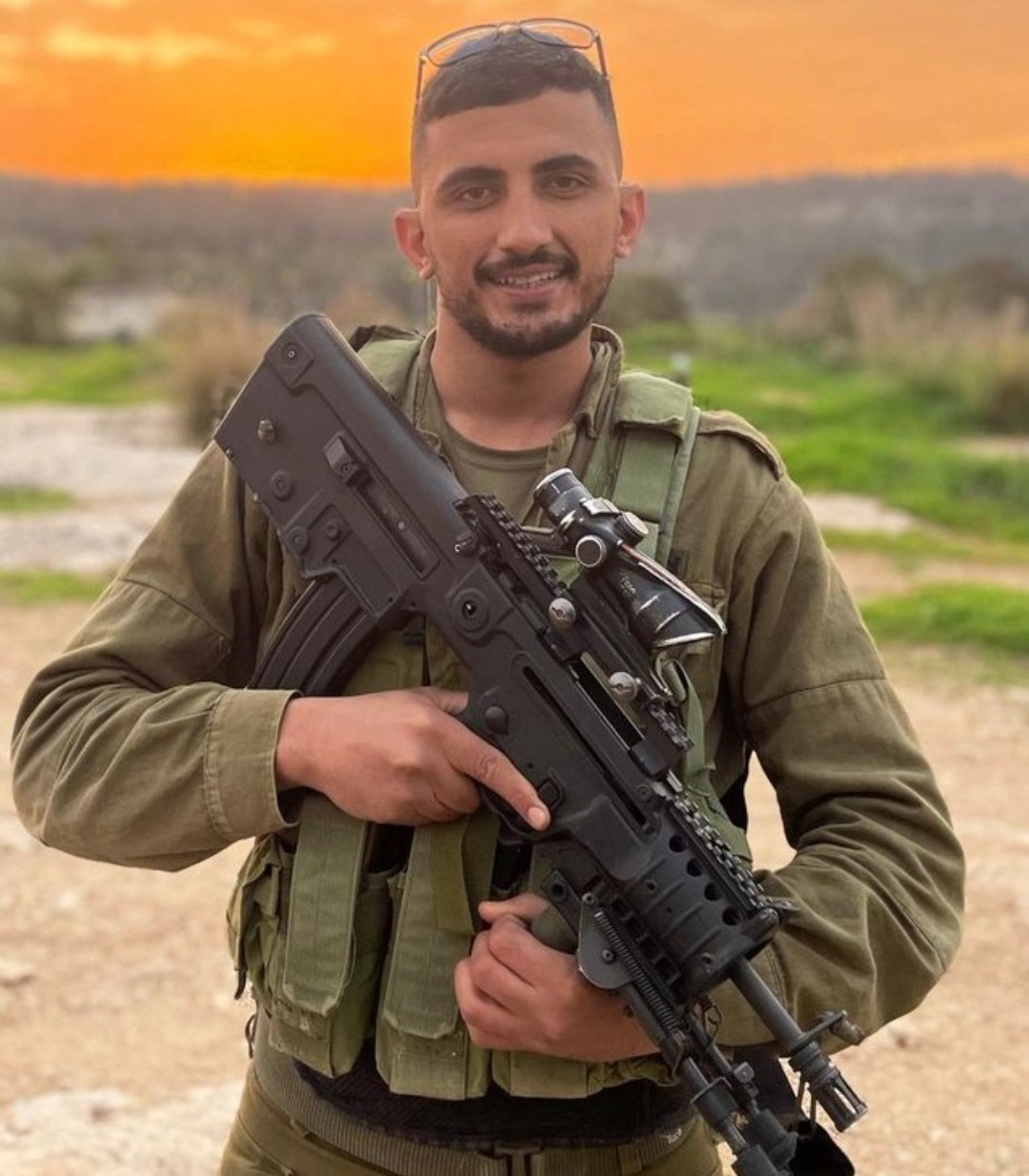  أحمد أبو لطيف