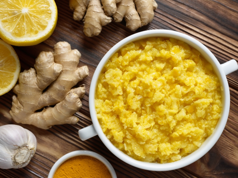طبيب البوابة: هل خلط الزنجبيل والثوم يقلل من فوائدهما؟