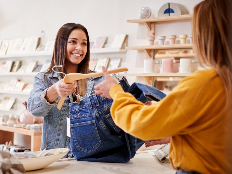 5 أفكار لإعادة تدوير هدايا عيد الميلاد 