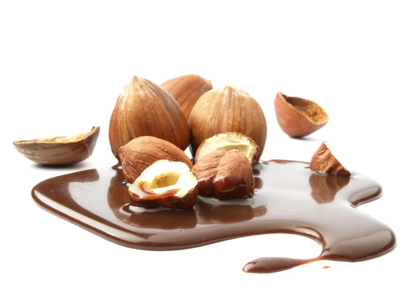 أطباق رمضانية: سلطة الجرجير، لفائف الخس، وعناقيد الشوكولاتة