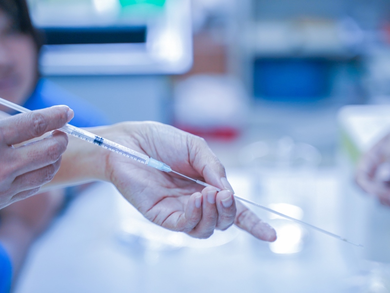 طبيب البوابة: هل فات موعد تجميد البويضات؟