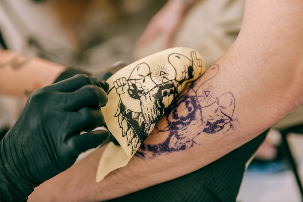 unlicensed tattoo artist