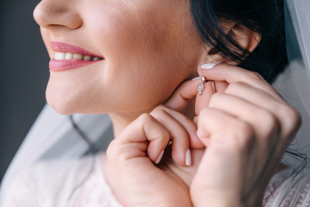 smart earrings