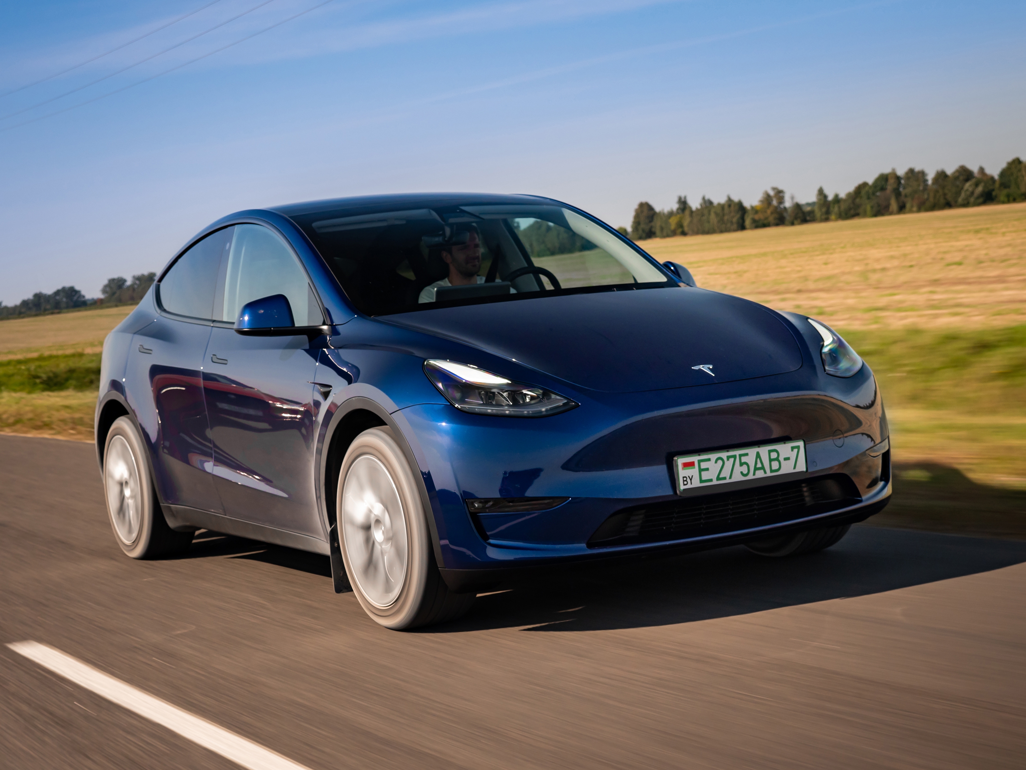 Tesla Model Y السيارة الاكثر مبيعا في العالم..وايلون ماسك يصيب في توقعاته