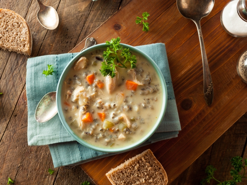 أطباق رمضانية: حساء الأرز بلحم الديك الرومي