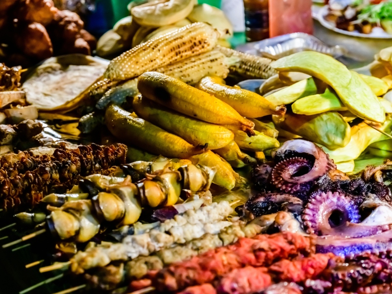 هاكونا ماتاتا، مرحبا بكم في زنجبار