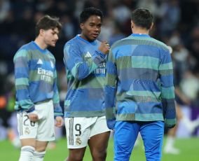 ريال مدريد يمنح إندريك فرصة التألق مع ليون