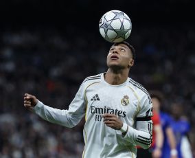 ريال مدريد يترقب تقريرًا طبيًا حاسمًا بشأن مبابي قبل قمة السيتي