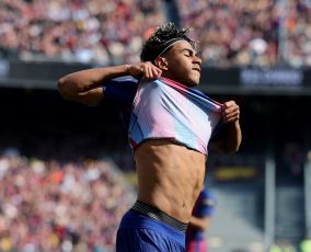 يامال غاضب وفليك في الواجهة.. كواليس مثيرة