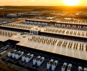 Amazon data centers