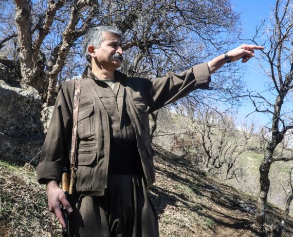 Trump offers Kurds military backing to challenge Iran