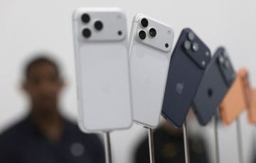 iPhone 17