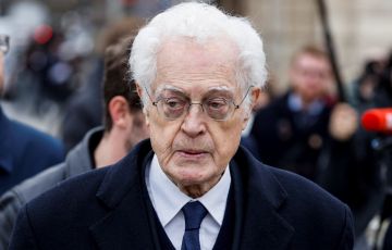 Former French Prime Minister Lionel Jospin 