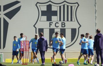 فليك يحسم خياراته..كيف سيلعب برشلونة المواجهة الحاسمة؟