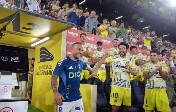 سانتي كازورلا يقترب من إعلان اعتزاله مع نهاية الموسم