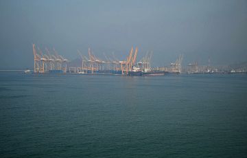uae  -  iran  -  israel  -  us  -  maritime  -  tansport  -  conflict