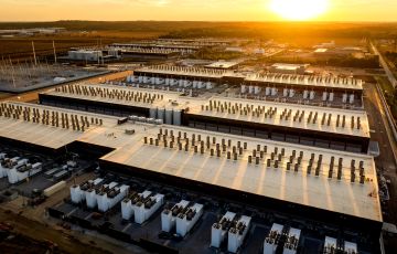 Amazon data centers